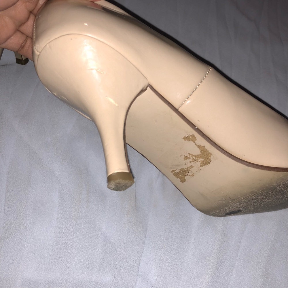 Heels - Picture 4 of 8